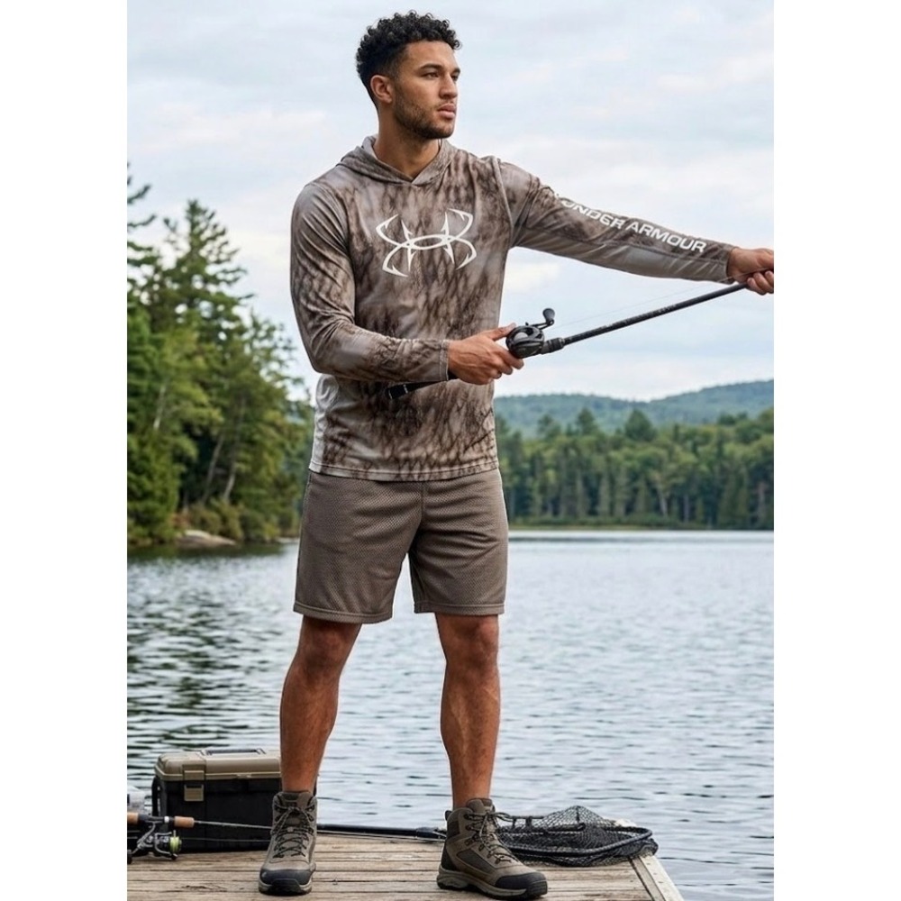 Under‎ Armour Iso-Chill Shoreman Hoodie Mens Small Fish Hook Camo Fishing Shirt
